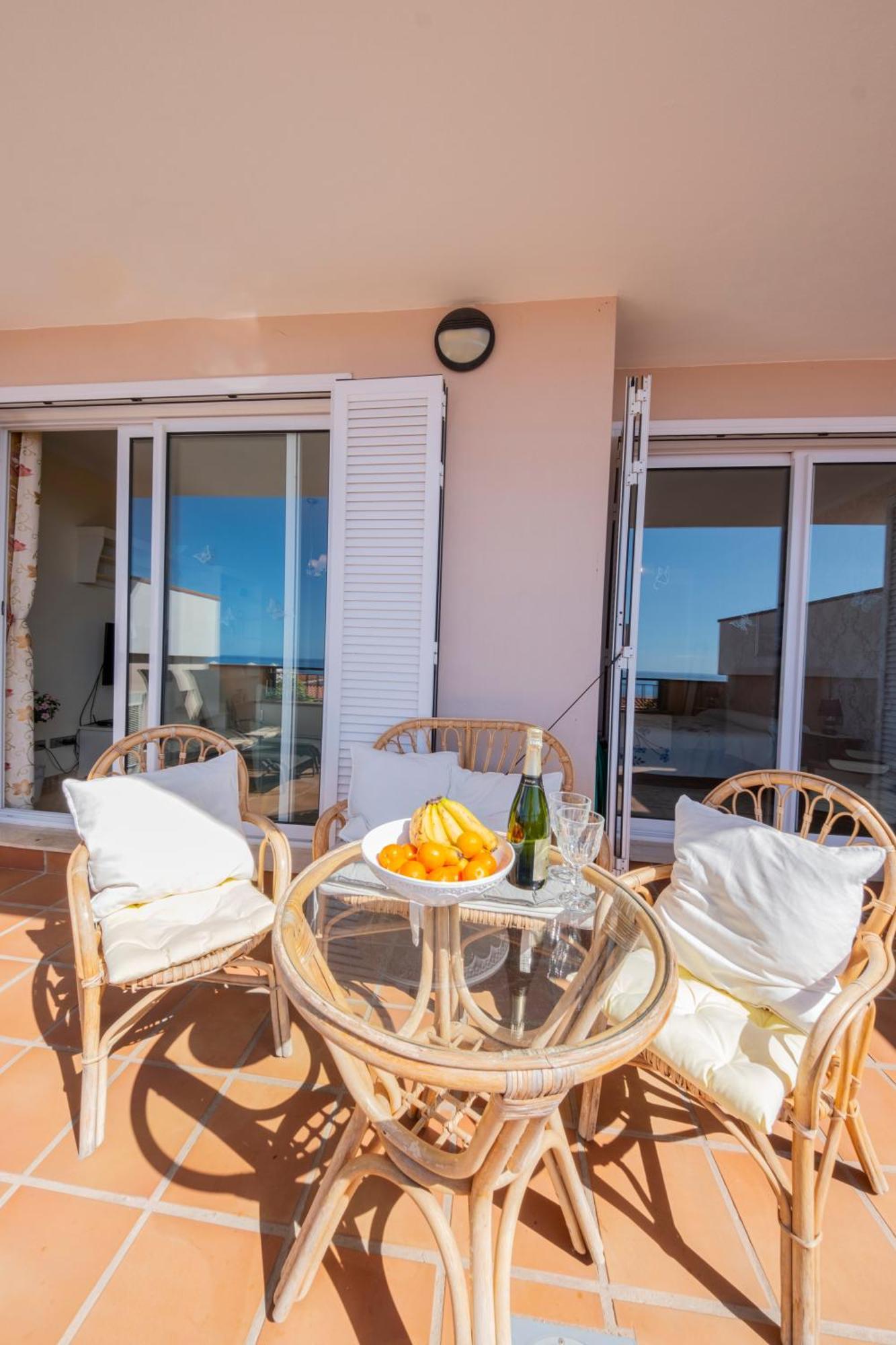 Ocean View Apartment Puerto de Santiago  Luaran gambar